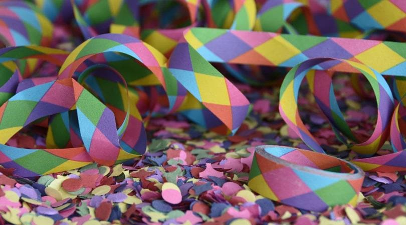 PARTY TIME !!!!!! ΑΠΟΚΡΙΑΤΙΚΗ ΓΙΟΡΤΗ